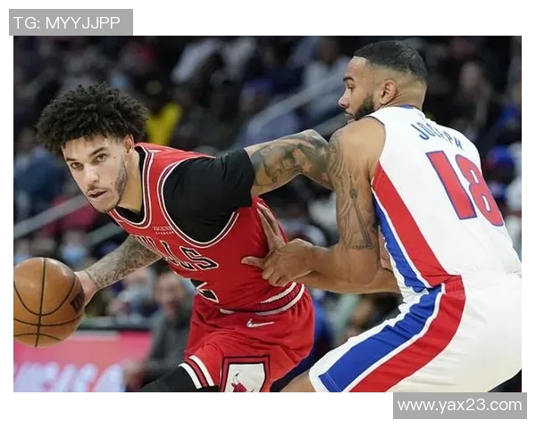 NBA官方重磅处罚公牛队遭罚款加停赛震惊联盟各方关注