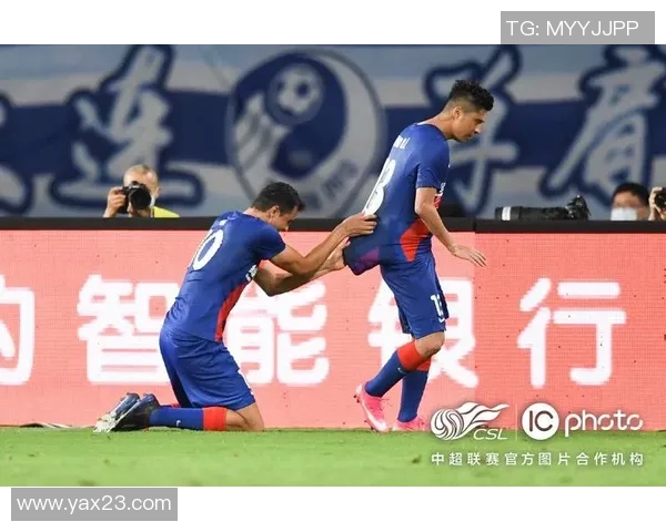 补时95分钟绝杀神奇逆转点燃全场激情看台沸腾